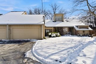 3460 E Catalpa Street, Springfield, MO 65809