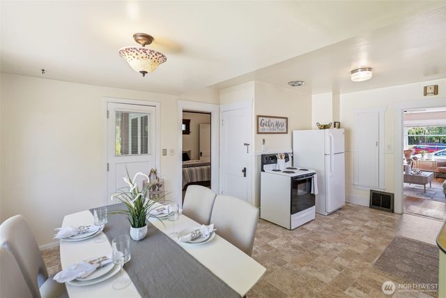 5222 S I Street, Tacoma, WA 98408