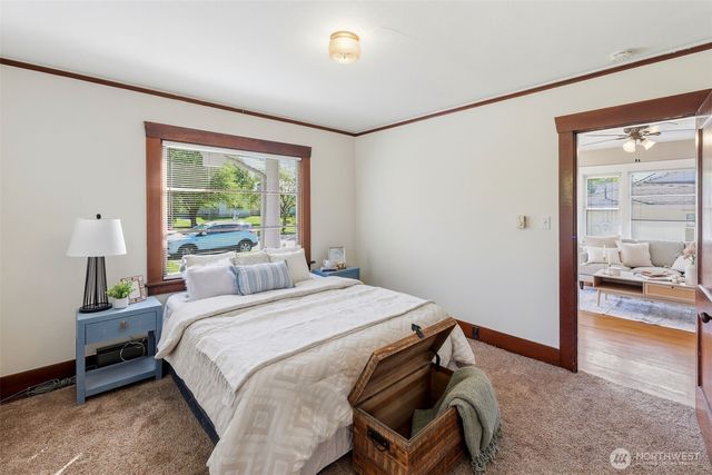 5222 S I Street, Tacoma, WA 98408