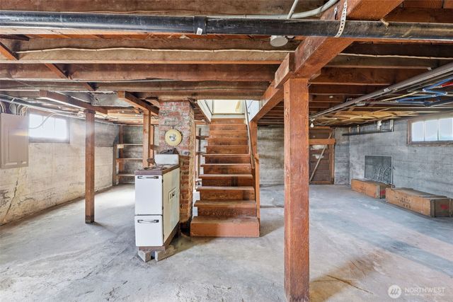 5222 S I Street, Tacoma, WA 98408