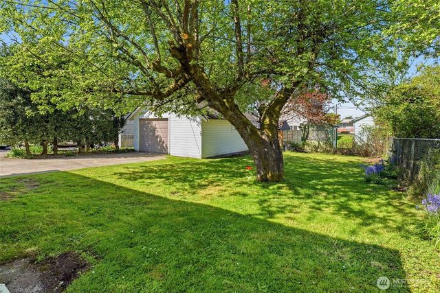 5222 S I Street, Tacoma, WA 98408