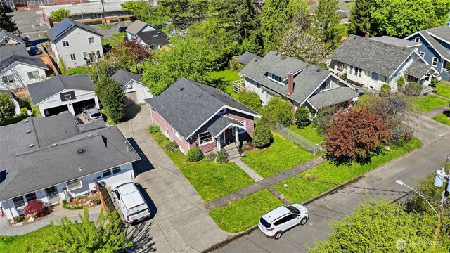5222 S I Street, Tacoma, WA 98408