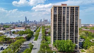 2901 S Michigan Avenue 1706, Chicago, IL 60616