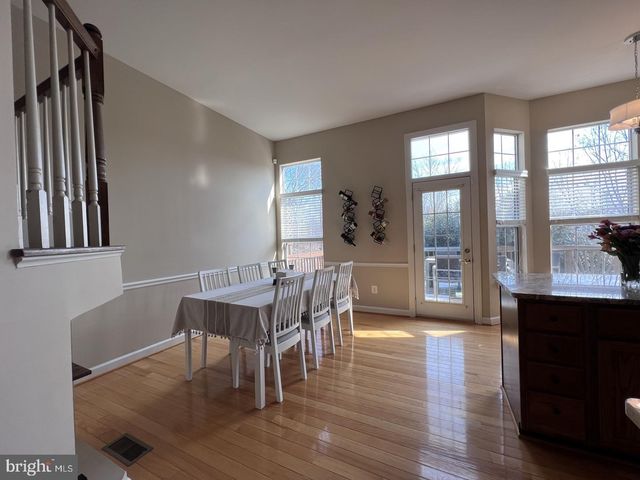 47692 WOOLCOTT SQ, Sterling, VA 20165