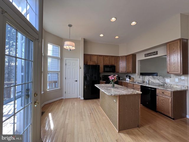 47692 WOOLCOTT SQ, Sterling, VA 20165