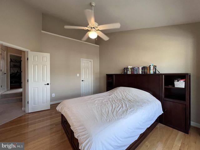47692 WOOLCOTT SQ, Sterling, VA 20165