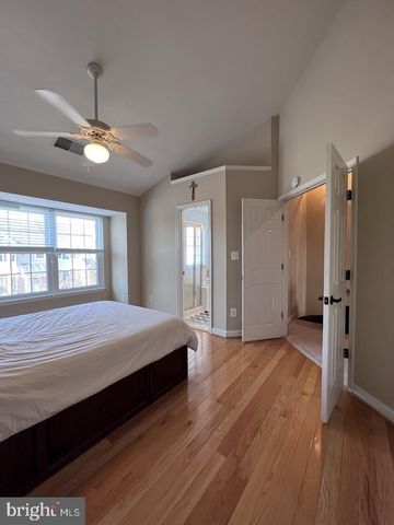 47692 WOOLCOTT SQ, Sterling, VA 20165