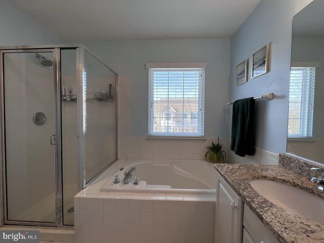 47692 WOOLCOTT SQ, Sterling, VA 20165