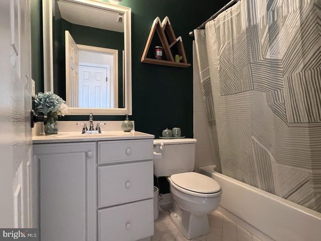 47692 WOOLCOTT SQ, Sterling, VA 20165
