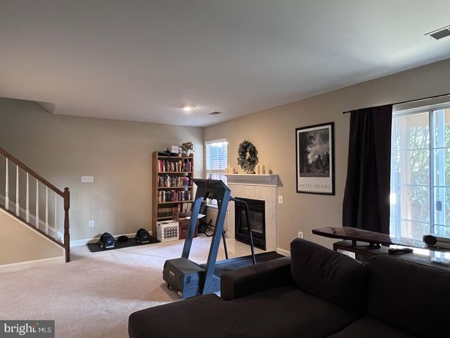 47692 WOOLCOTT SQ, Sterling, VA 20165