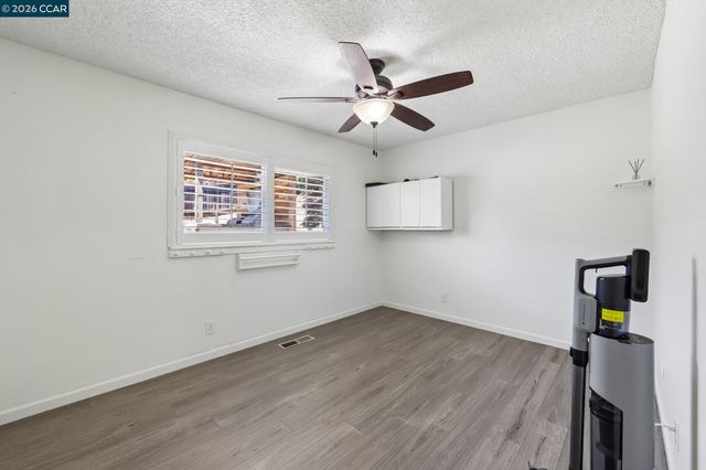 148 Primrose Ln, Vallejo, CA 94591