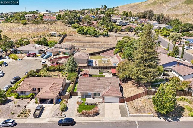 148 Primrose Ln, Vallejo, CA 94591