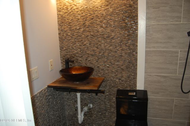 8321 SANTMAN Court, Jacksonville, FL 32221