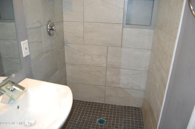 8321 SANTMAN Court, Jacksonville, FL 32221