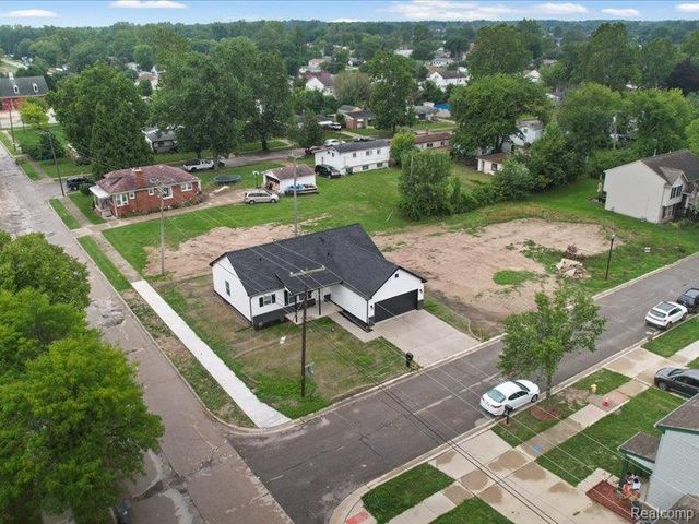 4351 Bridgeport Court, Inkster, MI 48141