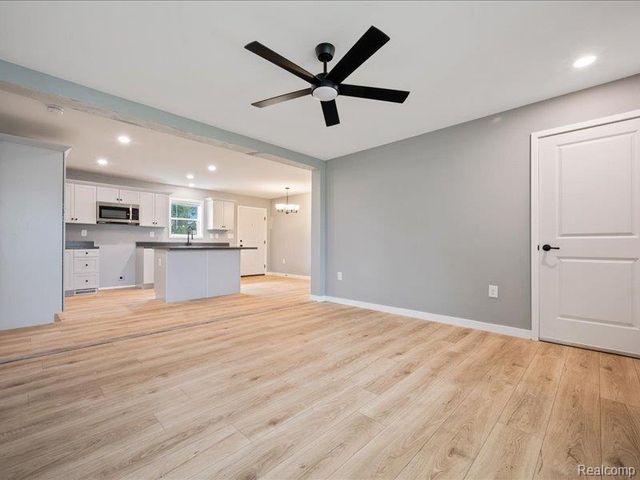 4351 Bridgeport Court, Inkster, MI 48141