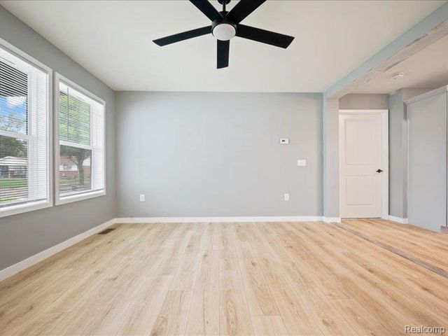 4351 Bridgeport Court, Inkster, MI 48141