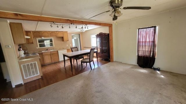 2785 Brockett Road, Mims, FL 32754