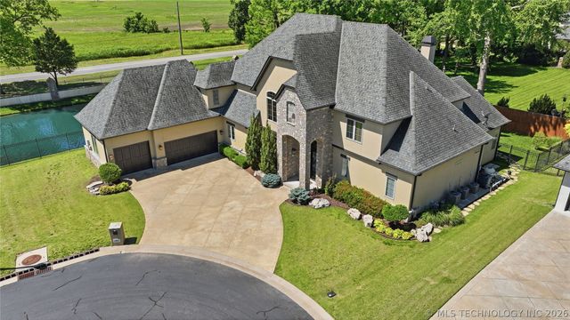 12014 S Kingston Place, Tulsa, OK 74137