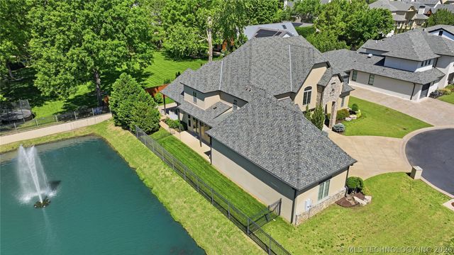 12014 S Kingston Place, Tulsa, OK 74137
