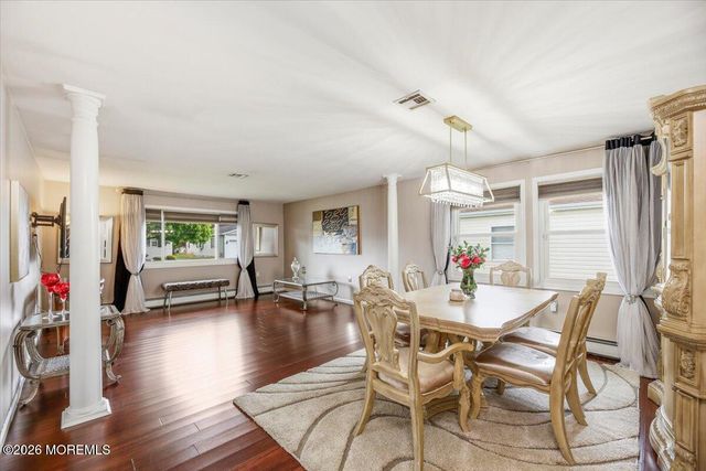 11 Exitir Street, Toms River, NJ 08757