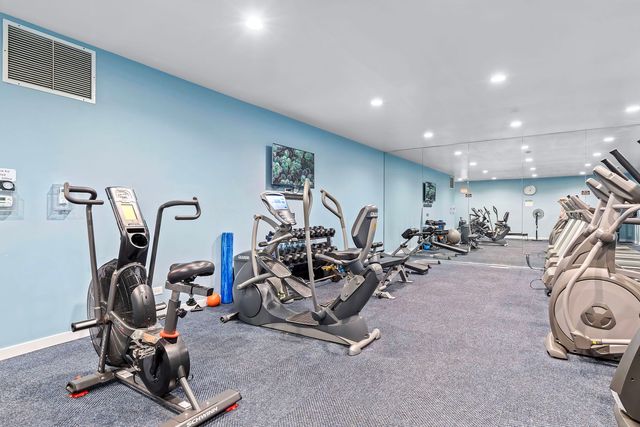 129 Acacia Circle 106E, Indian Head Park, IL 60525