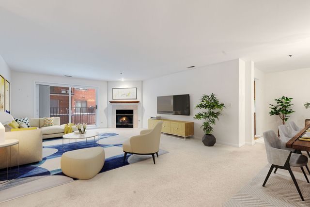 129 Acacia Circle 106E, Indian Head Park, IL 60525