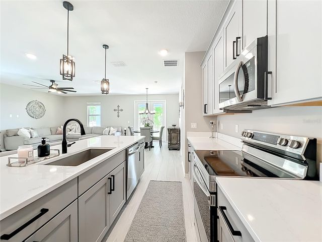 2174 GOLD DUST DRIVE, Minneola, FL 34715