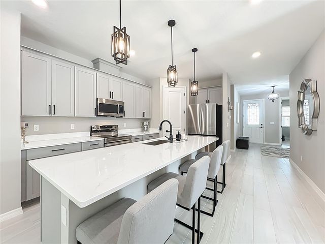 2174 GOLD DUST DRIVE, Minneola, FL 34715