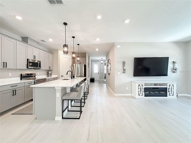 2174 GOLD DUST DRIVE, Minneola, FL 34715