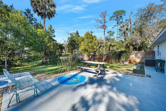 303 N ANDERSON STREET, Bunnell, FL 32110