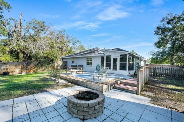 303 N ANDERSON STREET, Bunnell, FL 32110