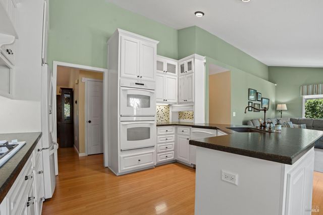 2236 Silver Fox Cir, Fairfield, CA 94534