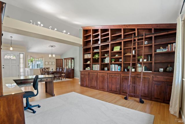 2236 Silver Fox Cir, Fairfield, CA 94534