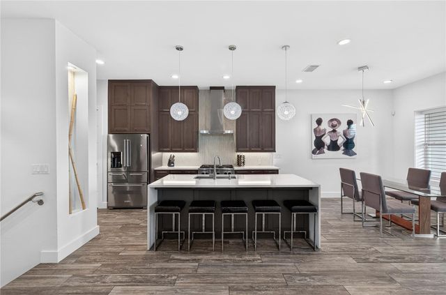 14836 GRANADA Dr 102, Corpus Christi, TX 78418