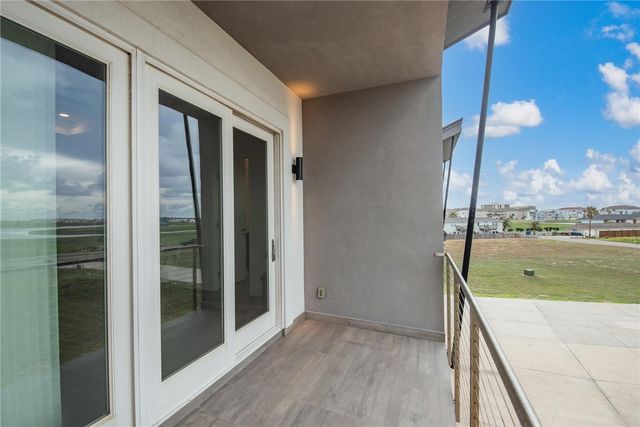 14836 GRANADA Dr 102, Corpus Christi, TX 78418