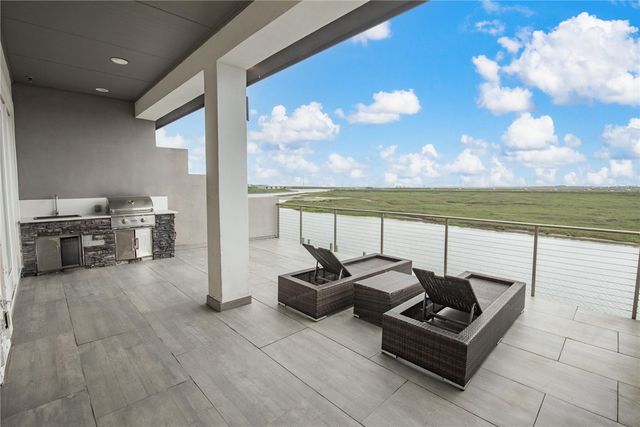 14836 GRANADA Dr 102, Corpus Christi, TX 78418