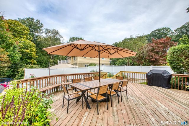 265 Autumn Ridge Road, Fairfield, CT 06825