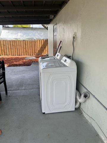 2561 NW 18th Ct 0, Fort Lauderdale, FL 33311