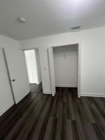 2561 NW 18th Ct 0, Fort Lauderdale, FL 33311