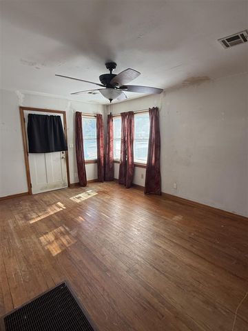 1807 NW Floyd Avenue, Lawton, OK 73507