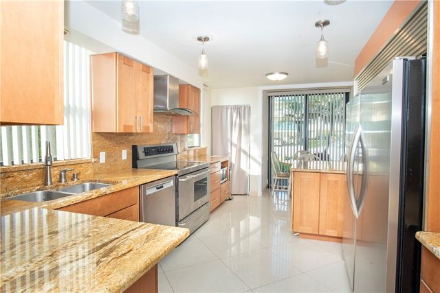 1840 Tarpon Lane D106, Vero Beach, FL 32960