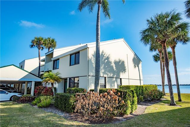 1840 Tarpon Lane D106, Vero Beach, FL 32960