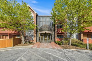 100 Rosemary Way 324, Needham, MA 02494