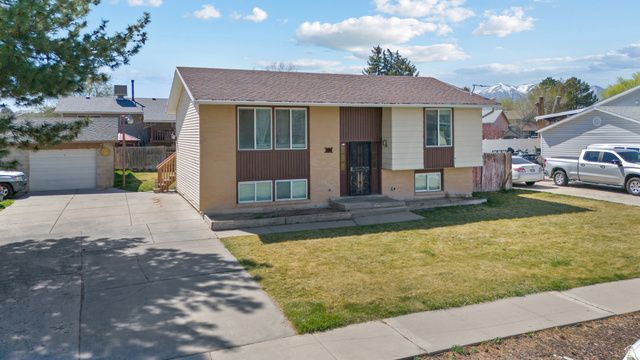 5353 W PEGGY LN, West Valley City, UT 84120