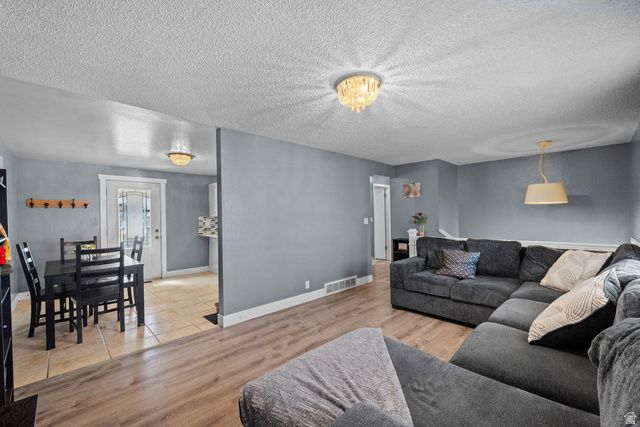 5353 W PEGGY LN, West Valley City, UT 84120