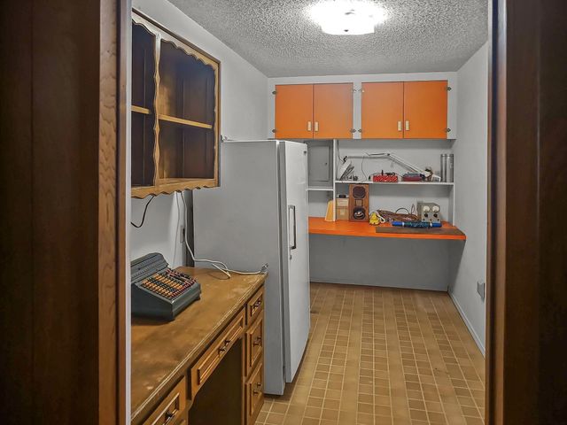 1807 Elm Crest Drive, Arlington, TX 76012