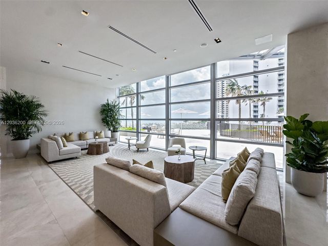 3100 N Ocean Dr H-1801, Singer Island, FL 33404