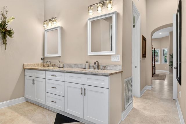 6677 MANDARIN ROAD, Sarasota, FL 34238