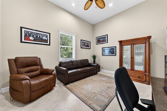 6677 MANDARIN ROAD, Sarasota, FL 34238